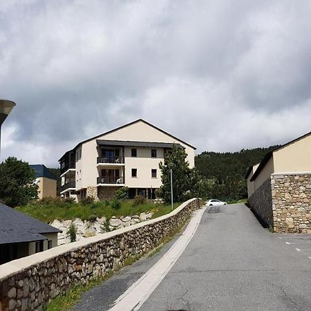 Charmant Studio Face Aux Pyrenees Font-Romeu-Odeillo-Via Exterior foto